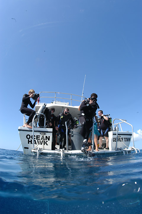 gue-caymanquest06_08